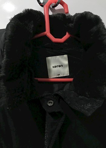 Koton Kadın Siyah Kürklü Kışlık Mont - Görsel 4