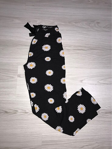 m Beden siyah Renk Lc Waikiki pijama takımı