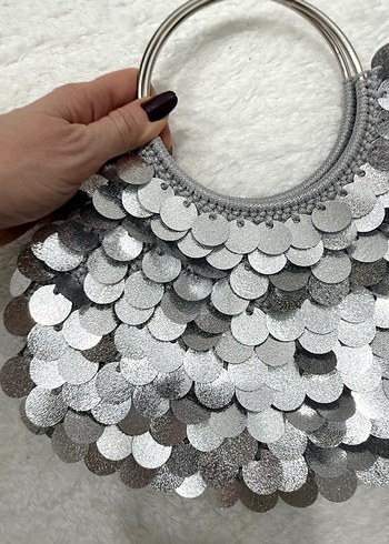 Gümüş Pullu Şık Çanta - Görsel 3