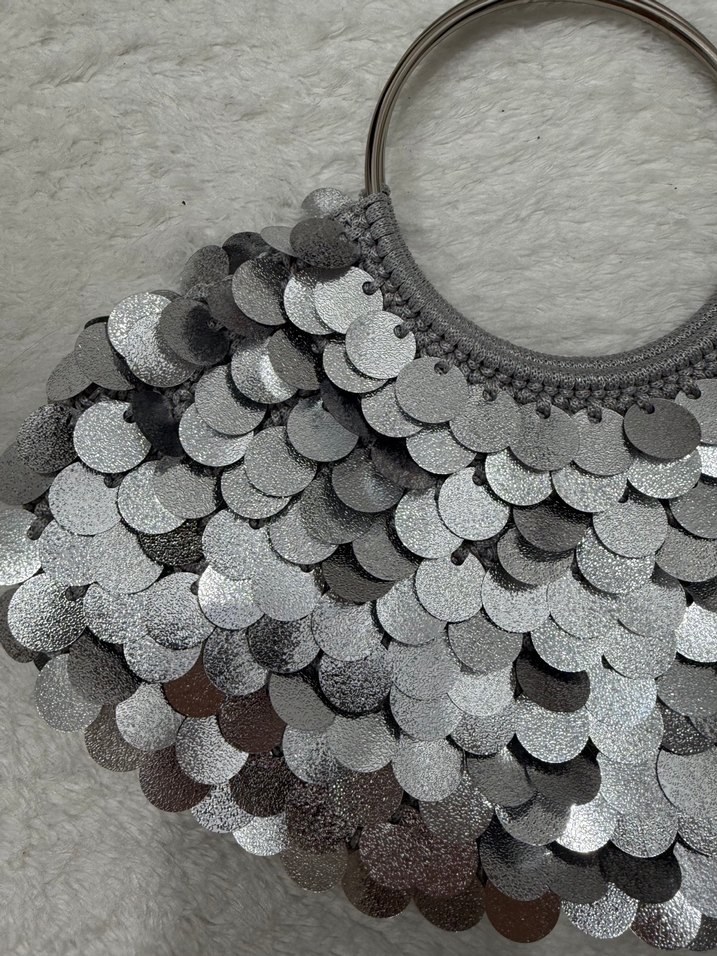 Gümüş Pullu Şık Çanta - Görsel 4