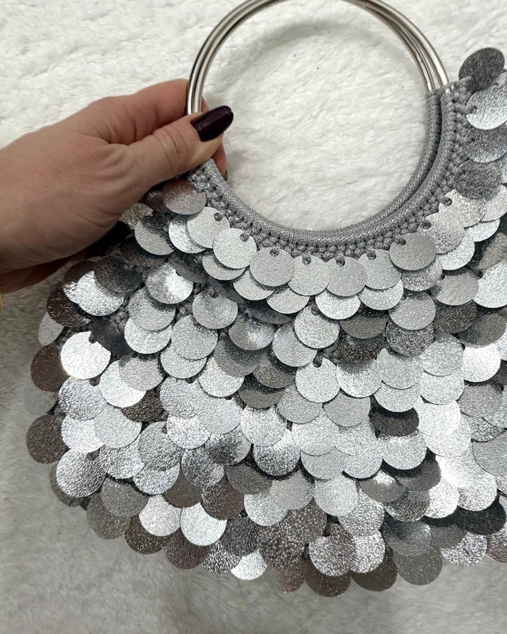 Gümüş Pullu Şık Çanta - Görsel 3