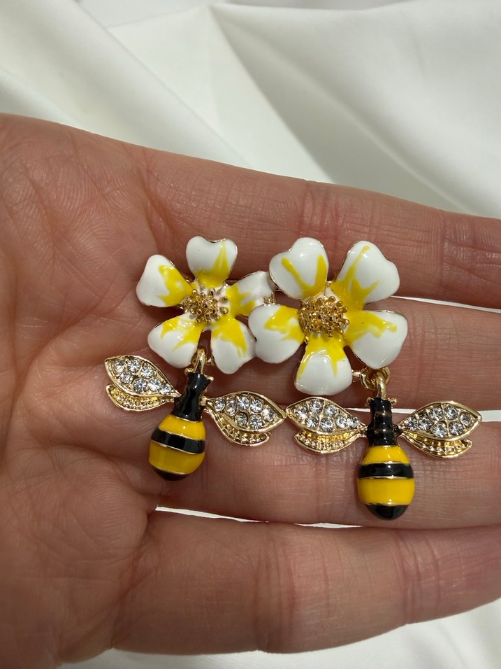 Sarı Renkli Taşlı Arı ve Çiçek Broş - Görsel 3