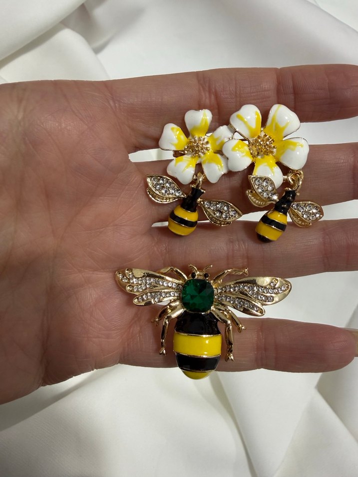 Sarı Renkli Taşlı Arı ve Çiçek Broş - Görsel 2