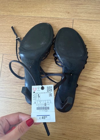 Zara Zara Siyah Topuklu Kadın Sandalet