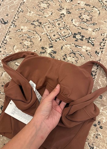 Diğer Lululemon Nulu yoga üst