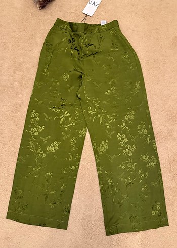 ZaraKadın Yeşil Saten Pantolon - Görsel 2