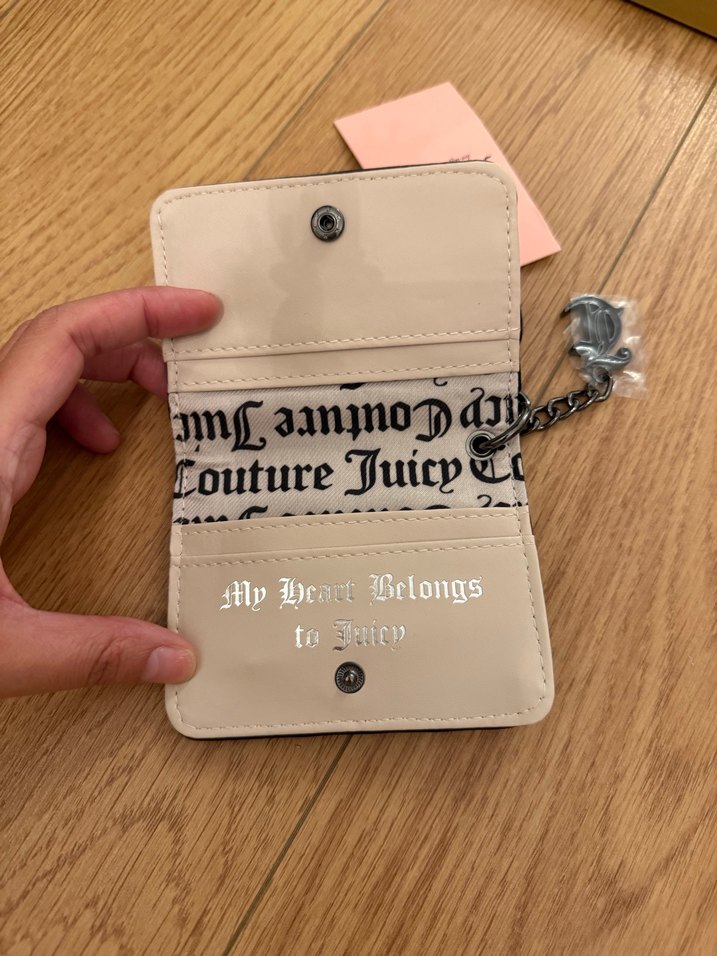 Juicy Couture Siyah Baskılı Suni Deri Cüzdan - Görsel 3