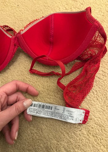 Oysho Koyu Kırmızı Dantelli Sütyen - Görsel 2