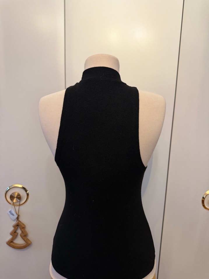 Mango Siyah Yüksek Yakalı Kadın Bluz - Görsel 2