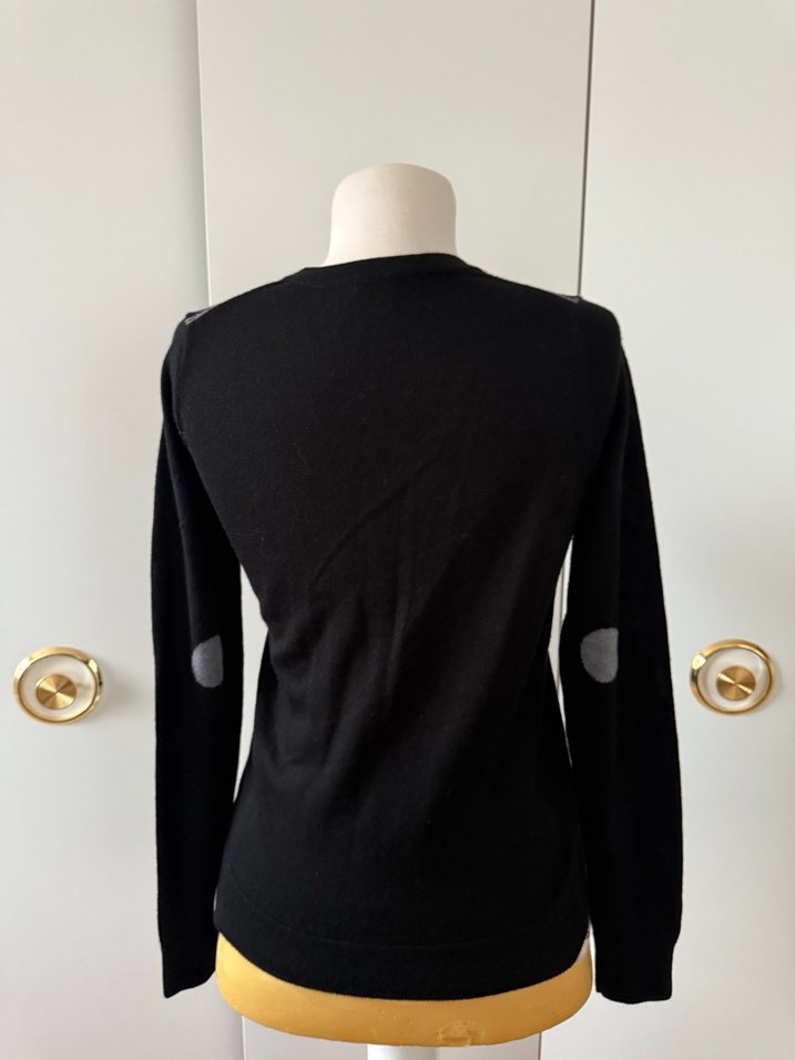 Lacoste Gri Puantiyeli Siyah V Yakalı Kadın Kazak - Görsel 2