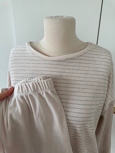 Diğer Women?s Secret polar pijama takımı