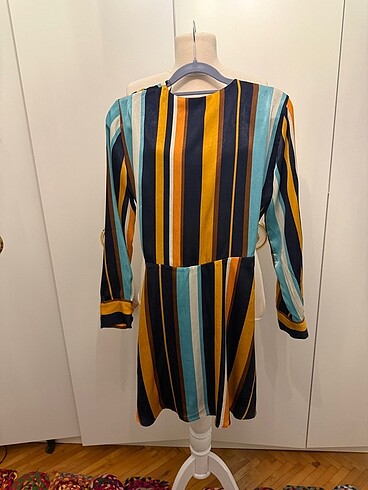 xs Beden çeşitli Renk Zara saten elbise