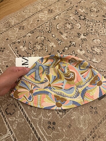  Beden Zara bucket şapka