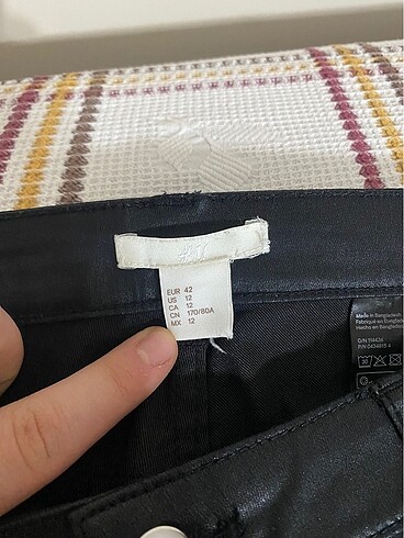 42 Beden siyah Renk H&M Deri Pantolon