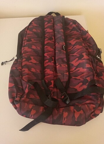 Okul sırt çantası