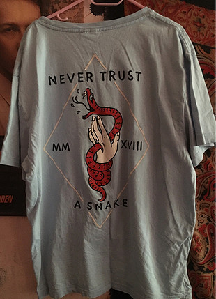 l Beden mavi Renk h&m divided t-shirt ????