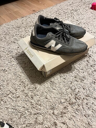 38,5 Beden New balance