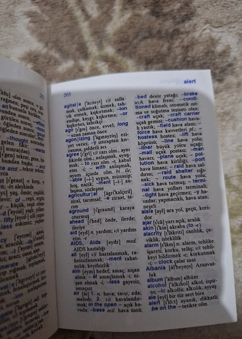 Langenscheidt Universal İngilizce-Türkçe Sözlük - Görsel 3