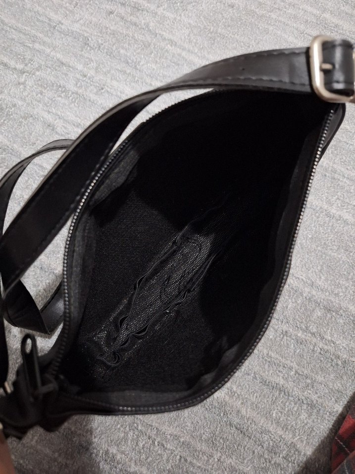 Siyah Deri Tokalı Kadın Çanta - Görsel 3