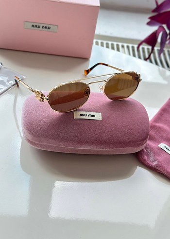 Miu Miu Miu miu güneş gözlüğü