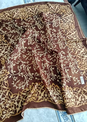 Kahverengi İpek Kadın eşarp - Görsel 2