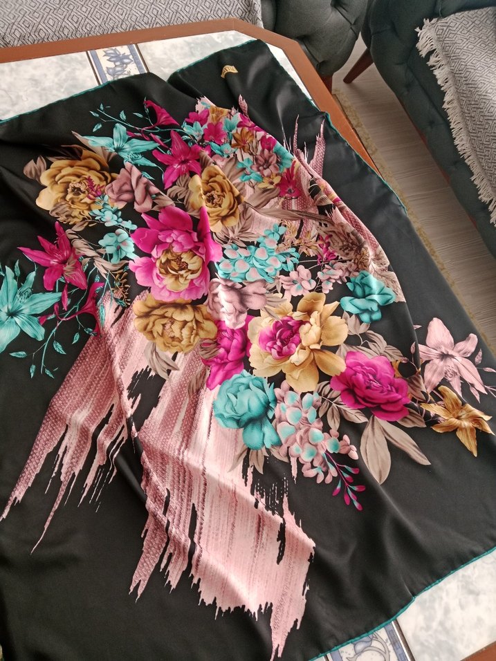 Çiçek Desenli Bohem Kadın eşarp - Görsel 2