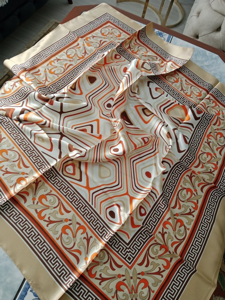 Renkli Bohem Tarzı eşarp - Görsel 2