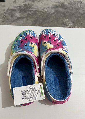 Crocs terlik