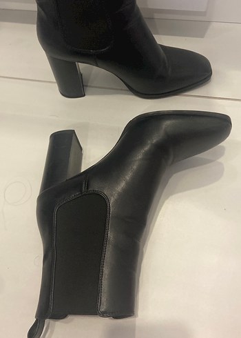 Nine West Kadın Siyah Deri Topuklu Bot