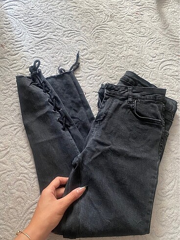 28 Beden siyah Renk Siyah skiny jean
