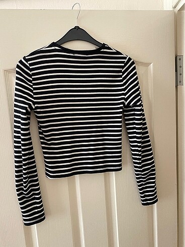 l Beden siyah Renk Bershka çizgili uzun kollu crop