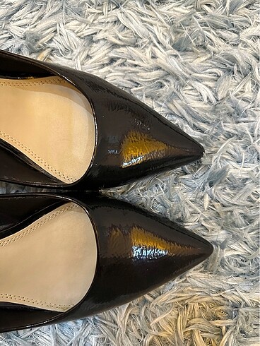 Zara Zara sivriburun rugan topuklu ayakkabı
