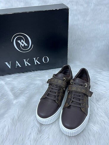 Vakko VAKKO MONOGRAM DERİ AYAKKABI