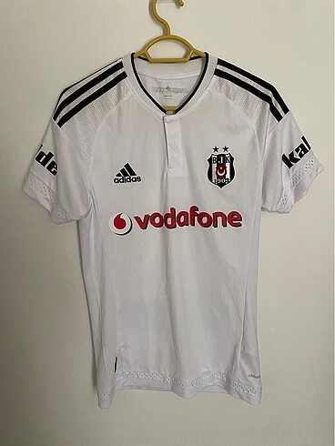 Beşiktaş 2015-2016 Sezon Forma