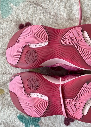 40 Beden pembe Renk ADİDAS HARDEN STEPBACK 3Pembe Tie-Dye Basketbol Ayakkabısı