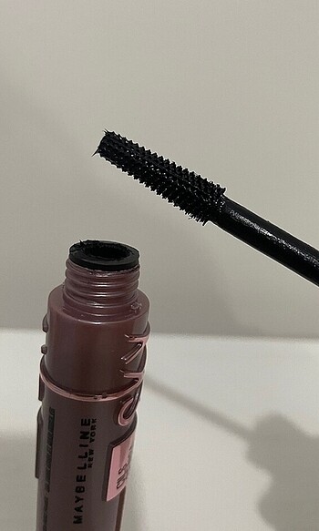  Beden Maybelline Sky High