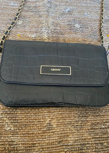 DKNY Siyah Croko Zincirli Capraz Canta