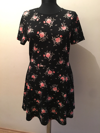 H&M çiçekli elbise