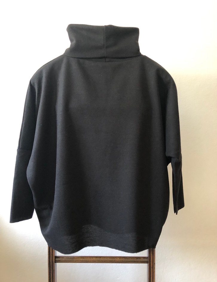 SİYAH BALIKÇI YAKA YARASA KOL KAZAK - Görsel 2