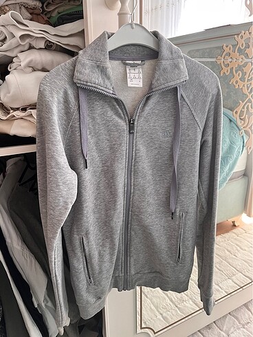 Adidas orjinal sweatshirt