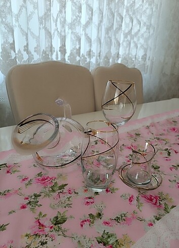 Su takimi 12 kişilik 