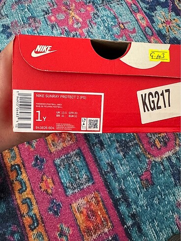 32 Beden Nike sandalet