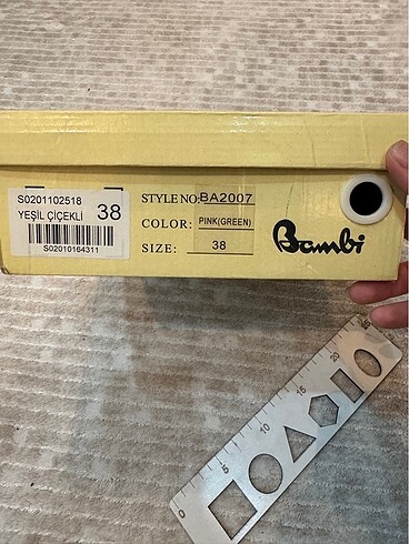 Çiçek desenli topuklu sandalet - Görsel 5