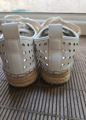 Beyaz Bağcıklı Kadın Espadril Dolgu Topuk - Görsel 3