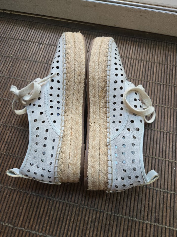 Beyaz Bağcıklı Kadın Espadril Dolgu Topuk - Görsel 4