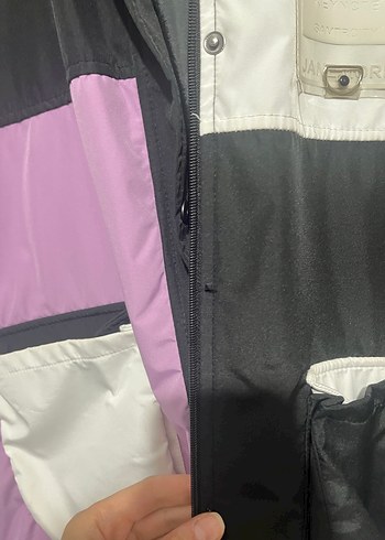 Düğmeli Renk Bloklu Midi Yağmurluk - Görsel 4