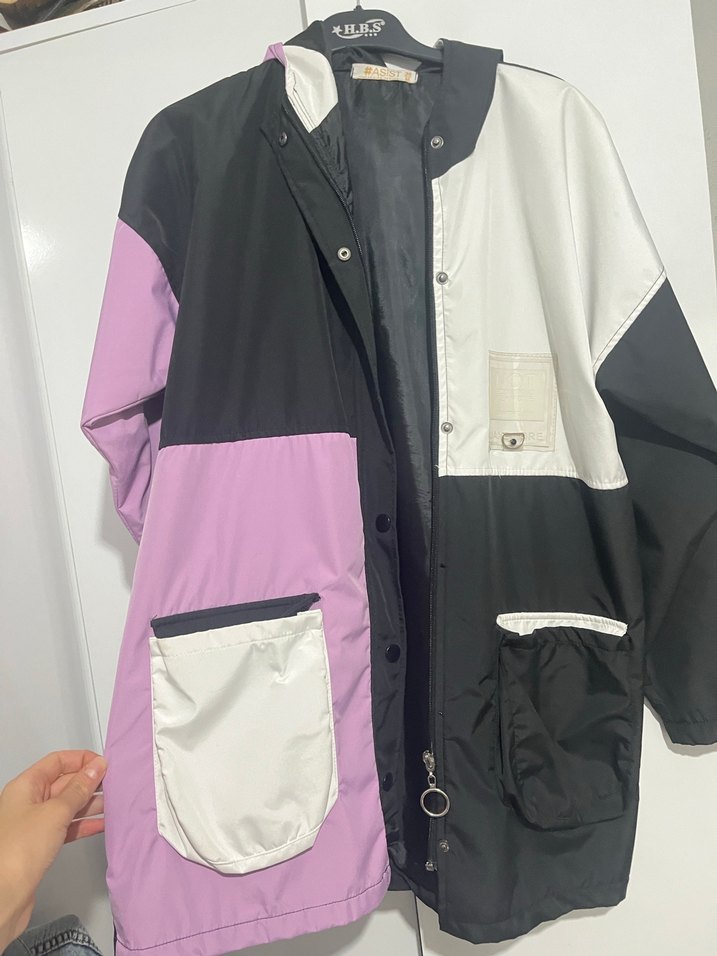 Düğmeli Renk Bloklu Midi Yağmurluk - Görsel 2