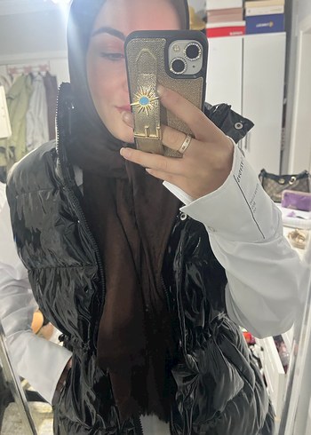 Siyah Parlak Kemerli Yelek - Görsel 4