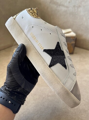 37 Beden beyaz Renk Hakiki Deri Golden Goose