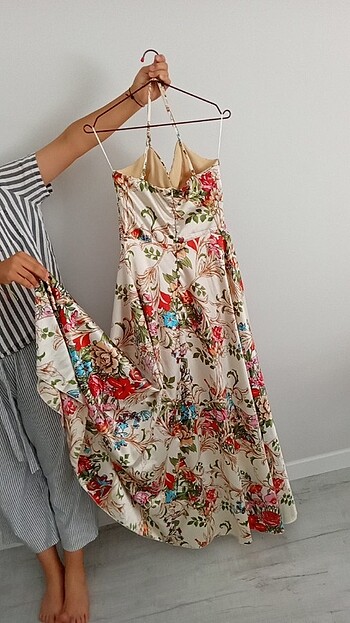 m Beden çeşitli Renk Saten elbise, eğer istenirse bolero ilede satılır fiyati değişir